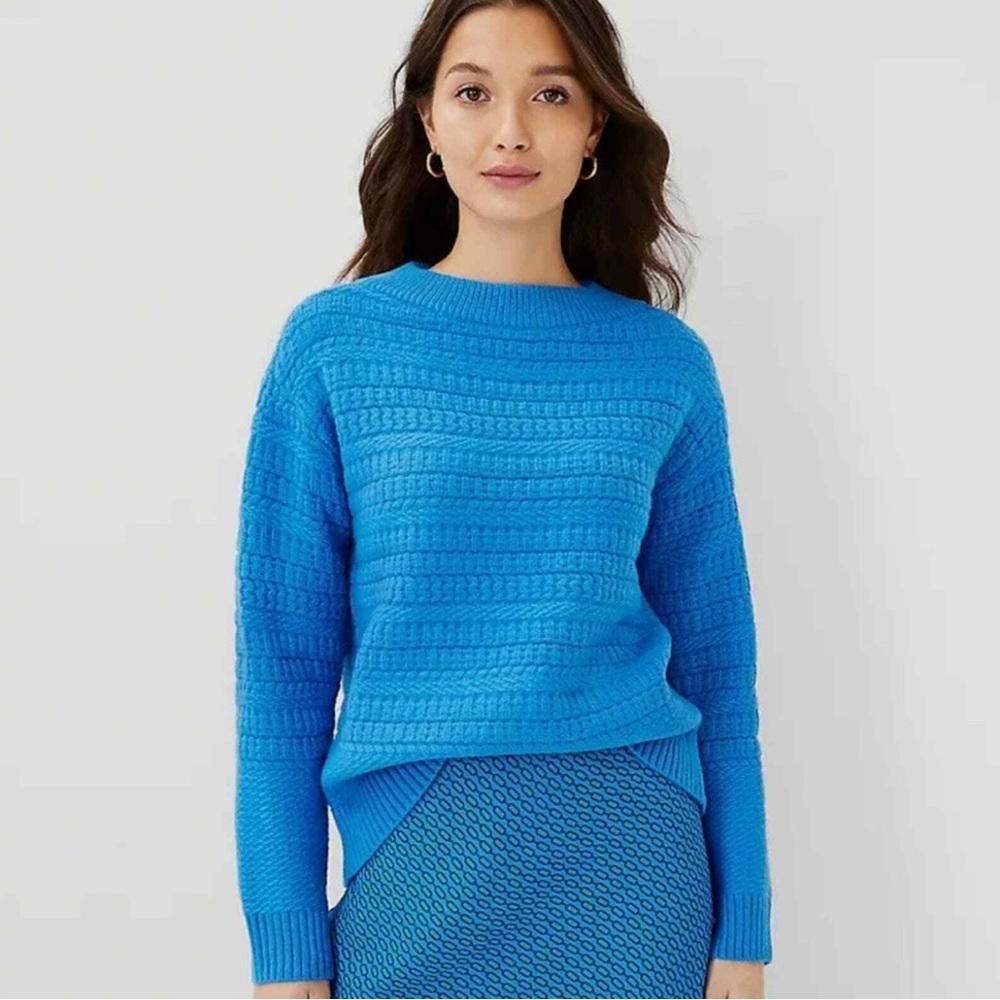 Ann Taylor Blue Sweater - Size XXS